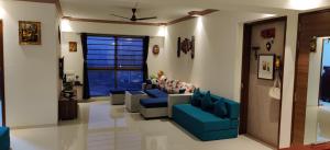 Spacious 4 BHK in Mulund East 12 Guest for Function Gathering Meeting