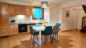 Rivière & Cottage 4 étoiles en Auvergne - Cantal Auvergne - Valette & Riom PR