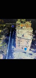 Castelletto - Appartamento+P. Auto : La Funicolare