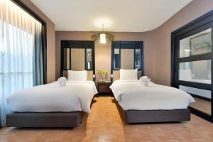 Suite Hoàng gia có 2 Giường Đơn (Royal Suite with Twin Bed)