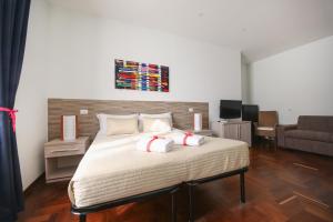 Rome Aparts - Deluxe Apartment with 3 bedrooms at St Peter square