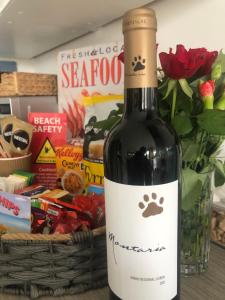 Ocean Drive Boutique Apartment continental Breakfast & Tray