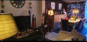 COSY HOUSE 6BEDROOMS GARDEN