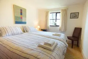 Swifts Retreat - Flagg