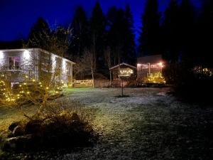 15 min från Ullared! Ny stuga med hög standard!