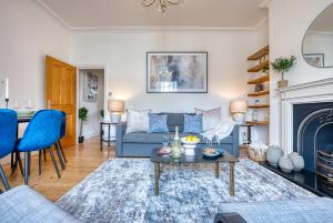 2-Bedroom Stunning, Modern & Spacious Apartment, near Ocean Village, Central Southampton - by Blue Puffin Stays