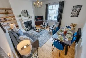 2-BR Stunning Apt, Sleeps 6, Near Ocean Village - WORK CONTRACTORS and EASTER SPECIAL OFFER!! - by Blue Puffin Stays - 海斯