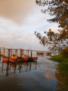 Casa com três quartos !Farol de Sta Marta Laguna