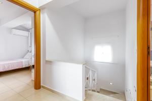 VILLA OLIVIA CORFU - Amazing sea-view 3 bedroom villa with a pool