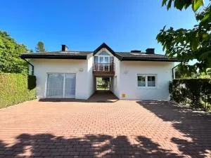 Kleine weisse Doppelhaushälfte - Olsztyn