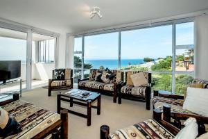 Penguinden - Private Villa with Sea Views