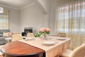 Villa Rosa, a Home in Madeira