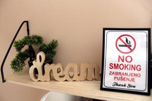 Brickrooms apartmani