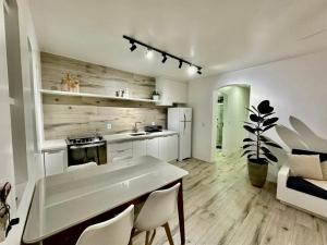 Apartamento estilo Chalé com piscina