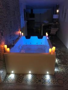Appartements L’Appar(T) du Grand Bois - Jacuzzi - : photos des chambres