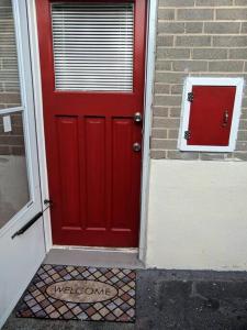 Cozy basement apartment in the heart of Oakville