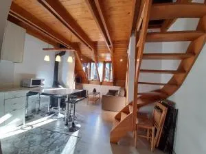 Dúplex Herbasabina 4 con cocina reformada - بوهي