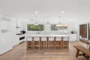 3 White Sands - Denhams Beach