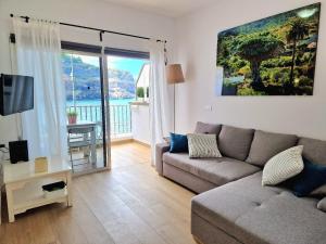 Relax Beachfront Vistas al Mar Studio in Tenerife