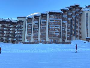 Appartement Moderne 4 Pers, Pied des Pistes, Parking - FR-1-640-51