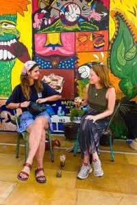 Open Road Hostel and Cafe - Sām