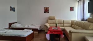 Нов хотел Девня