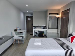 โรงแรมแอเรียเพลส สาทร (AREA Place)