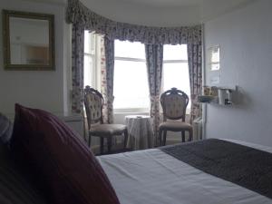 Double Room with Sea View room in The Ramleh