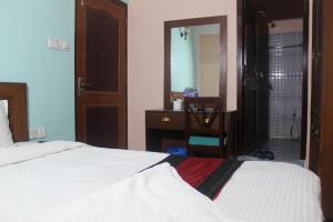Hotel Happy Home or Mudkhu Durbar