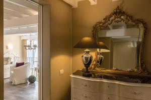 Palazzo Dessy Historic House img84