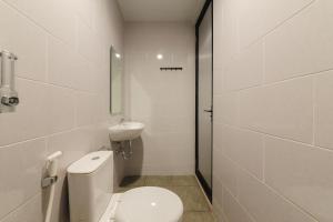 RedDoorz Plus @ Kedaton Lampung