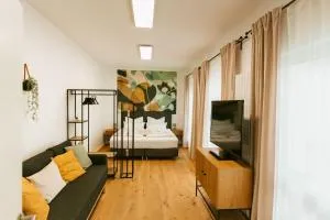 Staylight City-Loft, privater Parkplatz, Nähe zur Messe und der City, Premium Appartements - 黑明根