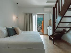 Maisonette with Mountain View  room in Dracos Hotel