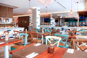 FERGUS Cactus Garden