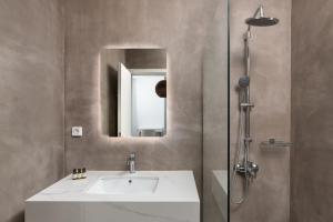 Sunset Hill Villa Rhodes