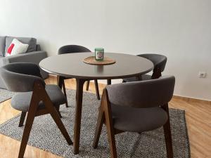 COZY ski-to-door apartment, Monastery 3 complex