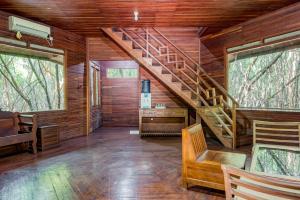 Phòng Suite (Suite Room)