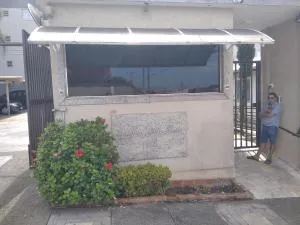 Apartamento bem localizado - Claraval