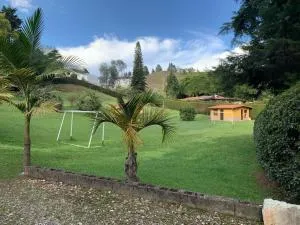 Hermosa Finca Villa Mercedes, Guarne. Plan familiar y amigos - El Hatillo