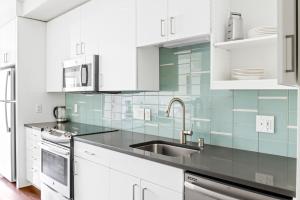 S Lake Studio w Gym WD nr Waterfront SEA-378