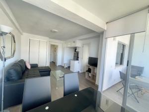 Pintor Solana Poniente Beach