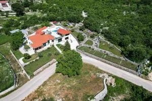 Villa Smajo - Donji Dolac