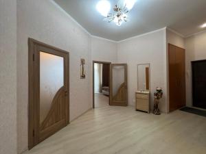 Apartment on Baseinaya street 13