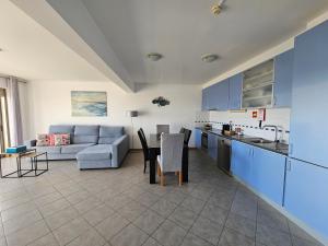 Blue Serenity two bedrooms apartment