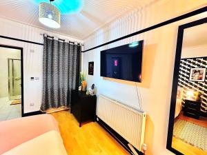 Rest Boutique Golders Green