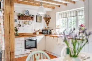 Quay Corner - Norfolk Cottage Agency - Salthouse