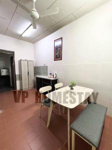 VP Homestay - Malay Only