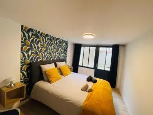 Appartement avec cour privée - Gibourne