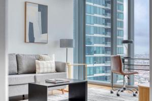 Rincon Hill 1BR w WD Gym Pool nr Tech HQs SFO-778