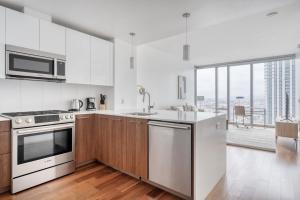 Rincon Hill 1BR w WD Gym Pool nr Tech HQs SFO-778
